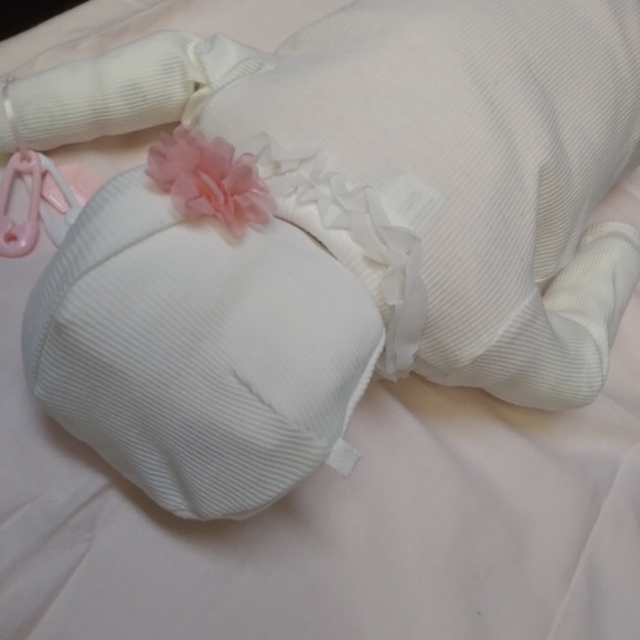 Diaper baby!!Great gift for anyone expecting - Picture 12 of 13